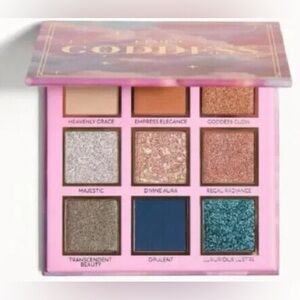 NWT Eloise Beauty Goddess Eyeshadow Palette